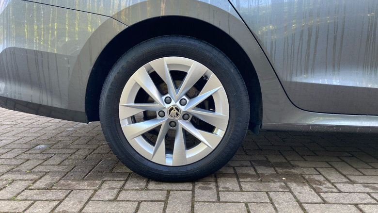 Skoda Octavia 1.4 TSI iV SE L DSG 5dr Estate